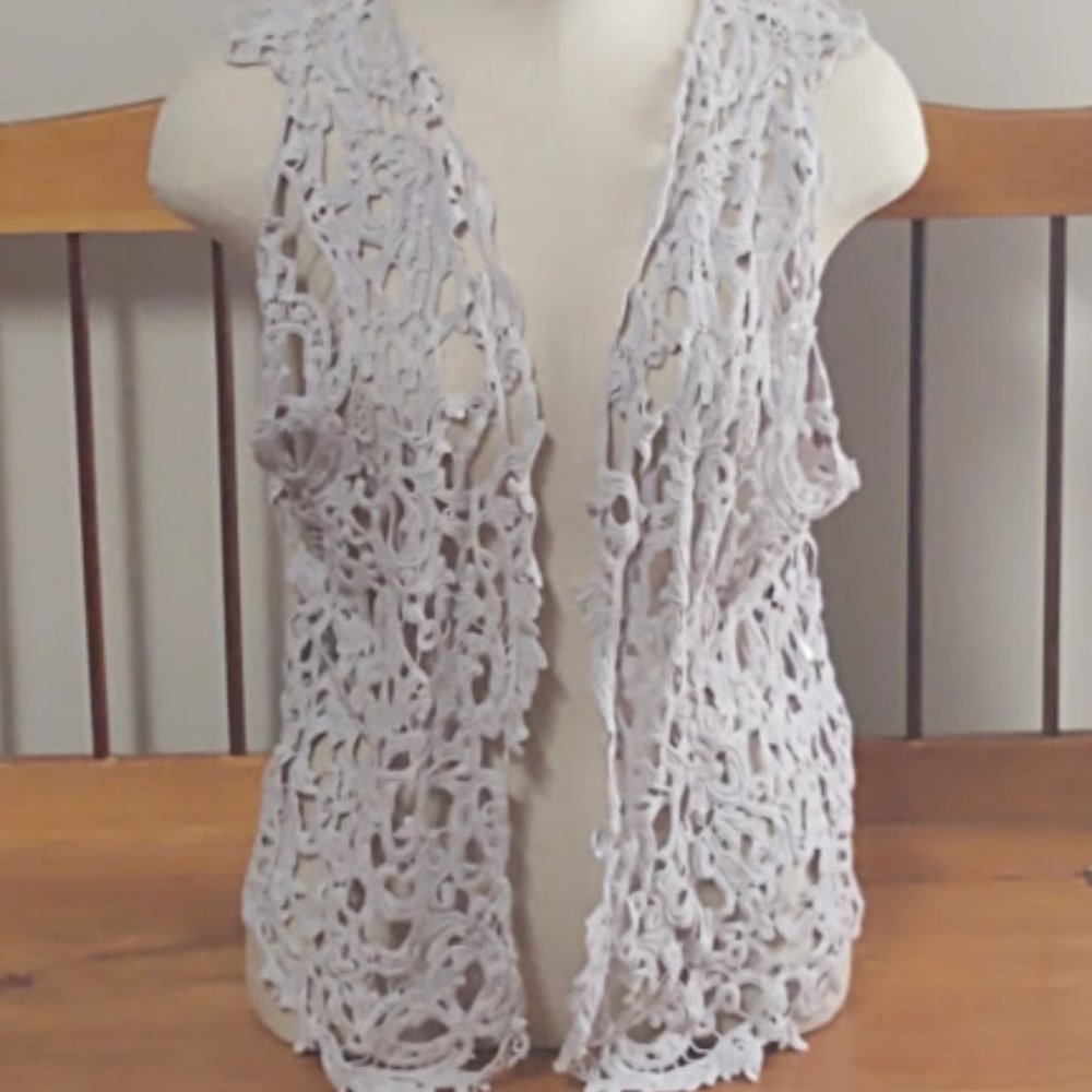 Vest - Picture 1 of 2